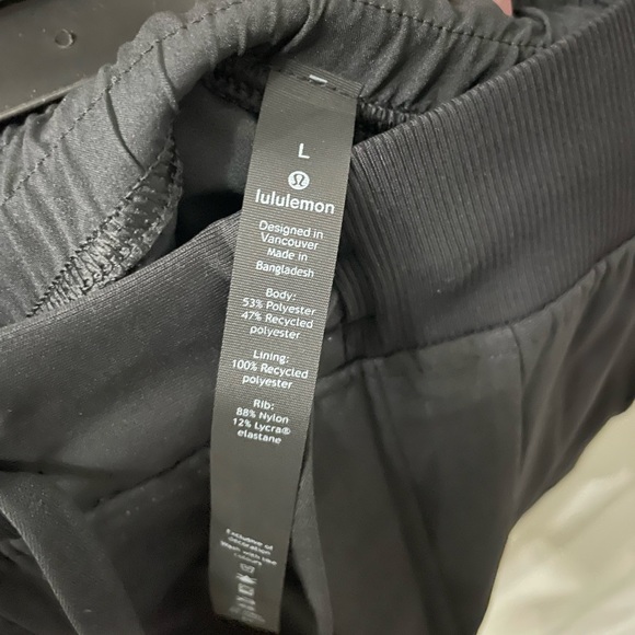 Lululemon men’s joggers size Large - Picture 4 of 4